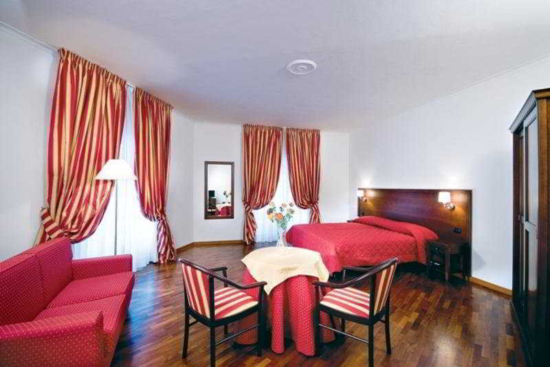 Inn Rome Rooms & Suites Room photo